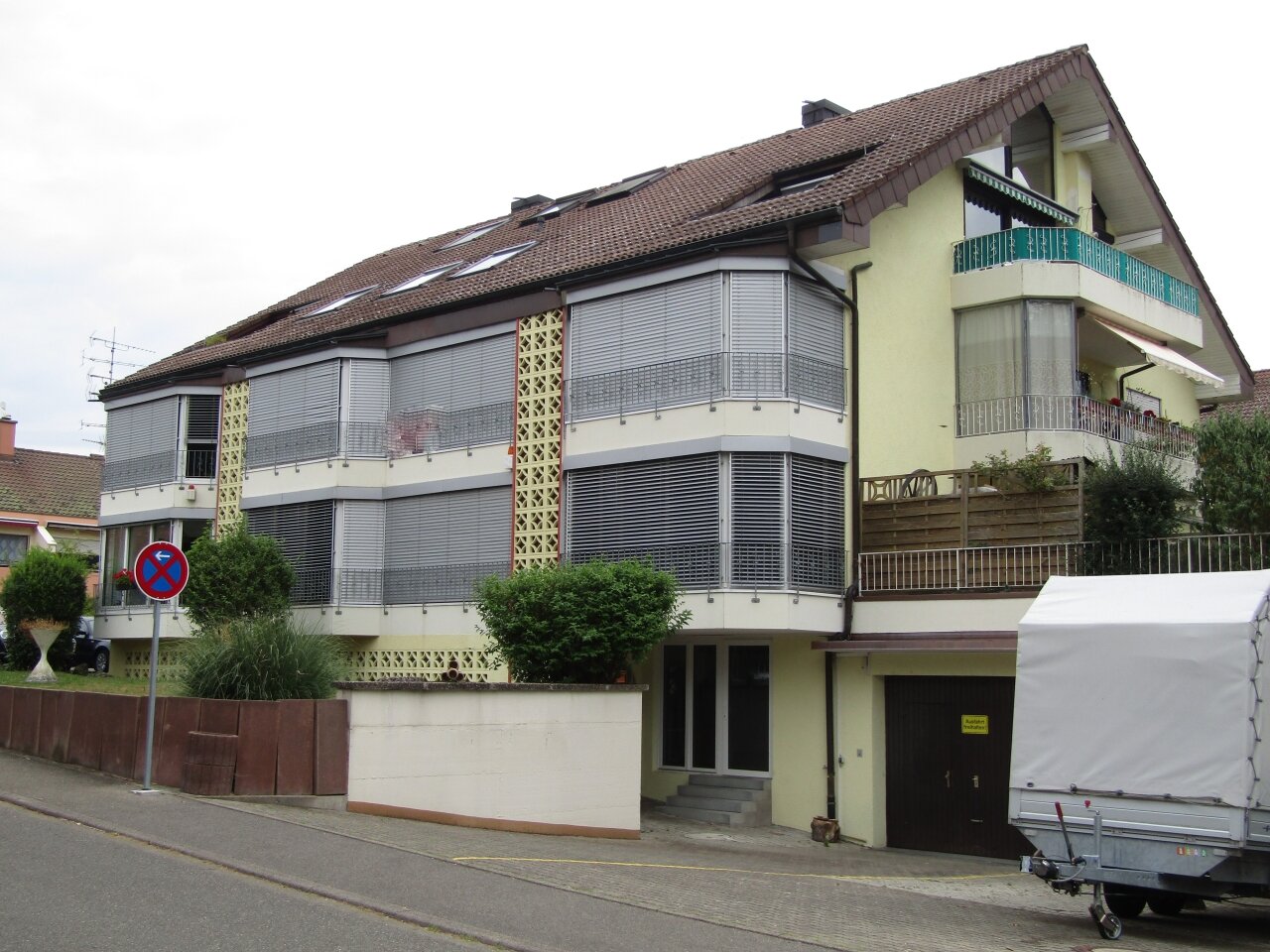Büsingen am Hochrhein: **VERMIETET**GARAGENANLAGE in BÜSINGEN- STEMMER zu VERMIETEN**   Büsingen am Hochrhein: **VERMIETET**GARAGENANLAGE in BÜSINGEN- STEMMER zu VERMIETEN**