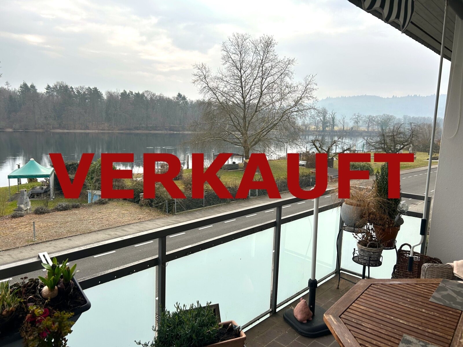 Büsingen: *VERKAUFT*ETW mit 1A RHEINBLICK und eigenem Badeplatz**  Büsingen: *VERKAUFT*ETW mit 1A RHEINBLICK und eigenem Badeplatz**