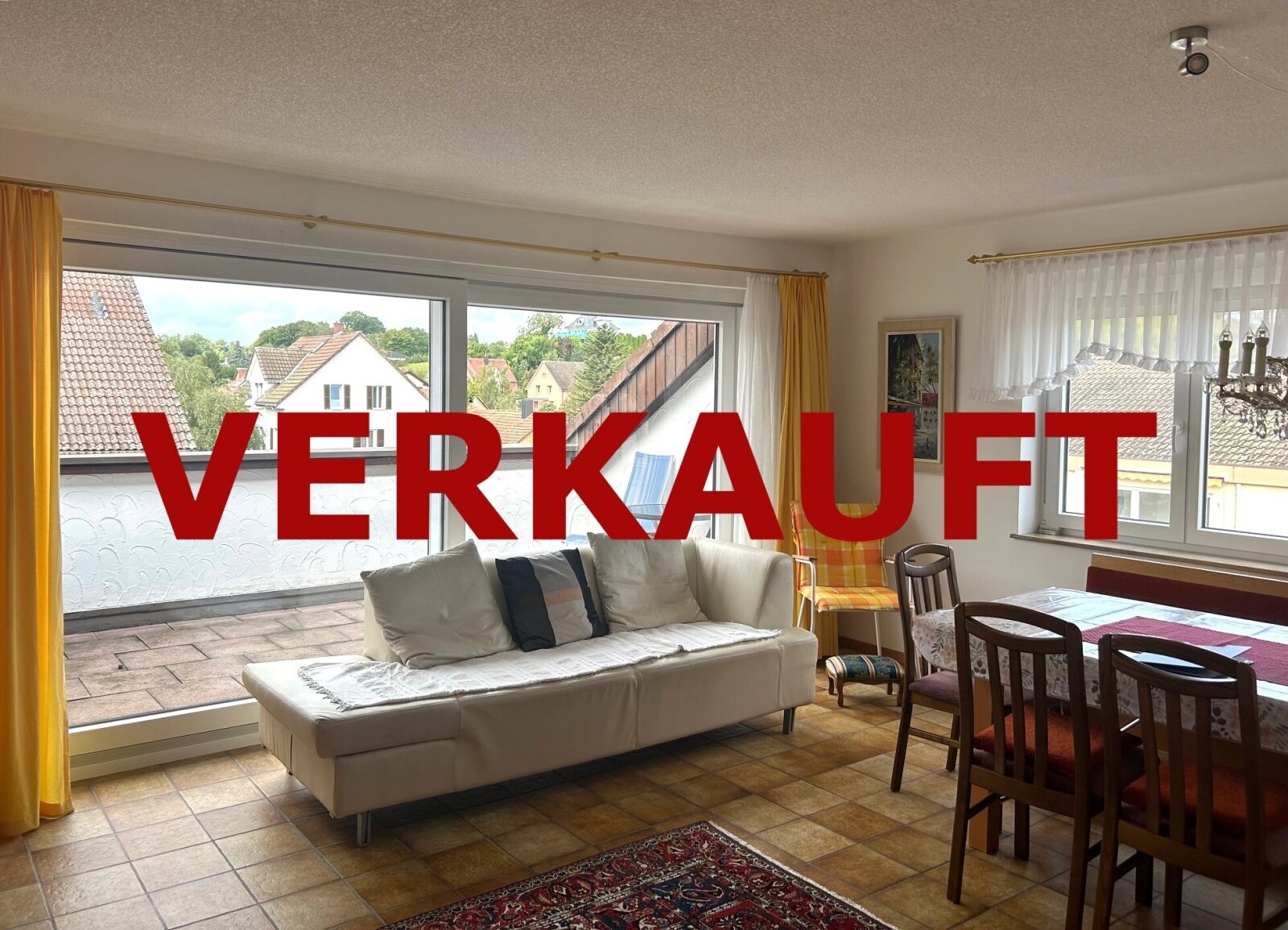 Büsingen am Hochrhein: *1A gepflegte 2,5 Zimmerwohnung mit ausgebautem Dachspitzzimmer**  Büsingen am Hochrhein: *1A gepflegte 2,5 Zimmerwohnung mit ausgebautem Dachspitzzimmer**