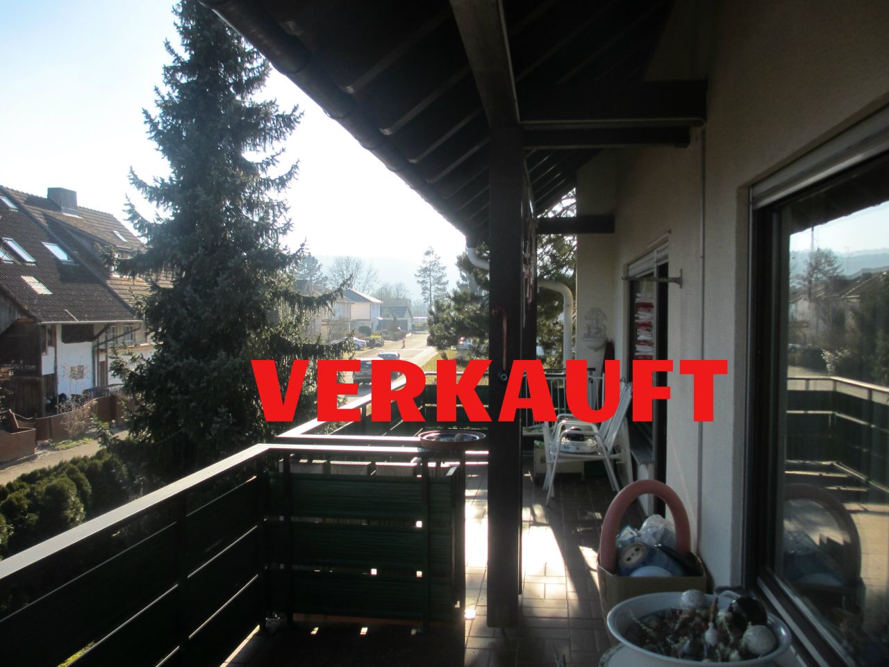 Büsingen: **VERKAUFT**4 Zimmer ETW + großem Südbalkon in Büsingen**  Büsingen: **VERKAUFT**4 Zimmer ETW + großem Südbalkon in Büsingen**