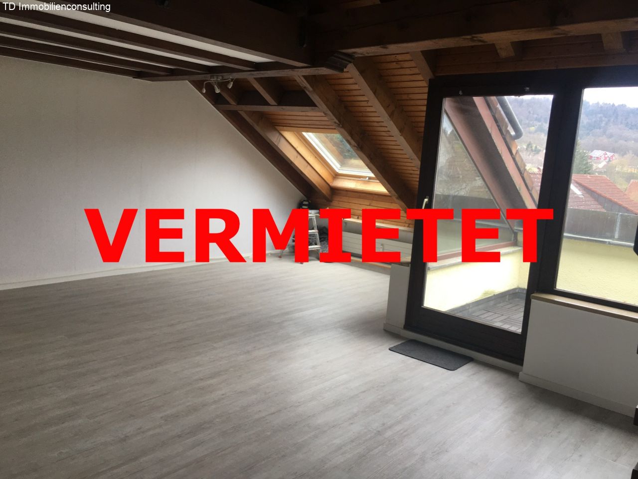 Büsingen am Hochrhein: VERMIETET*1 A sanierte 2,5 Zimmer Wohnung + Teilrheinblick + EBK + PKW Stellplatz+++  Büsingen am Hochrhein: VERMIETET*1 A sanierte 2,5 Zimmer Wohnung + Teilrheinblick + EBK + PKW Stellplatz+++