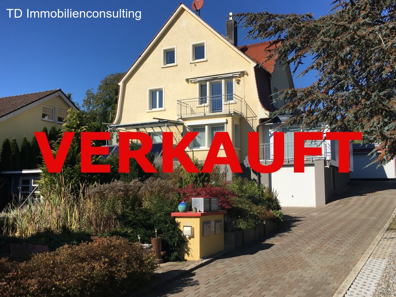 Büsingen am Hochrhein: *VERKAUFT*4,5 Zimmer ETW mit Garten, Sauna und 2 Garagen*  Büsingen am Hochrhein: *VERKAUFT*4,5 Zimmer ETW mit Garten, Sauna und 2 Garagen*