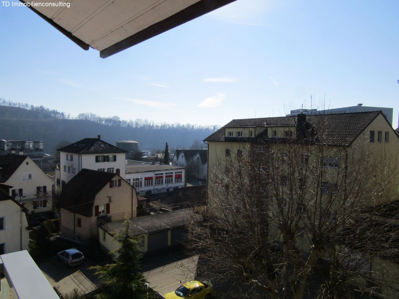 Neuhausen am Rheinfall: **Fesche 3 Zimmerwohnung mit tollem Ausblick** 