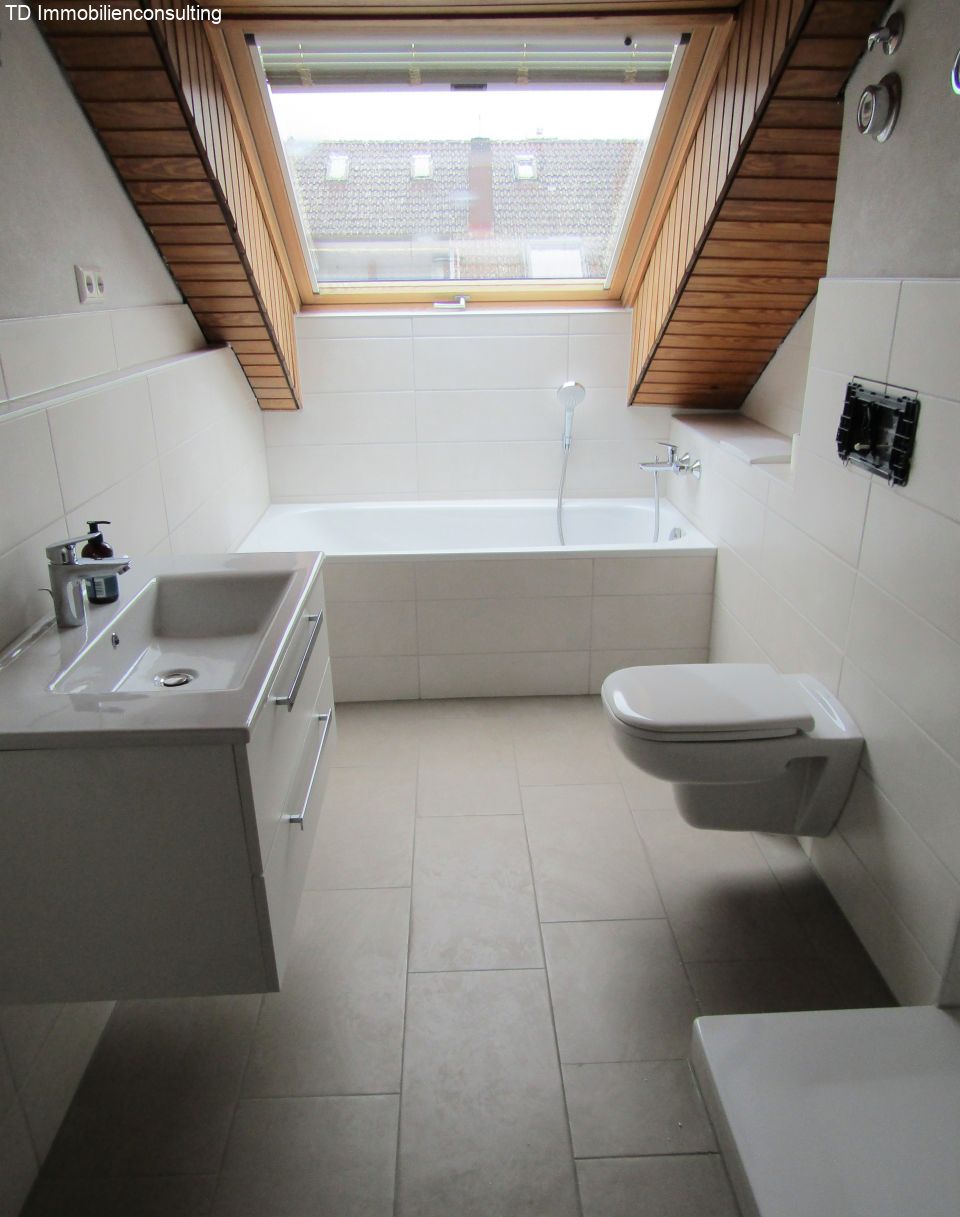 Büsingen am Hochrhein: +VEREMIETET**TOPP  2,5 Zimmer Wohnung + Teilrheinblick + EBK + PKW Stellplatz+  Büsingen am Hochrhein: +VEREMIETET**TOPP  2,5 Zimmer Wohnung + Teilrheinblick + EBK + PKW Stellplatz+