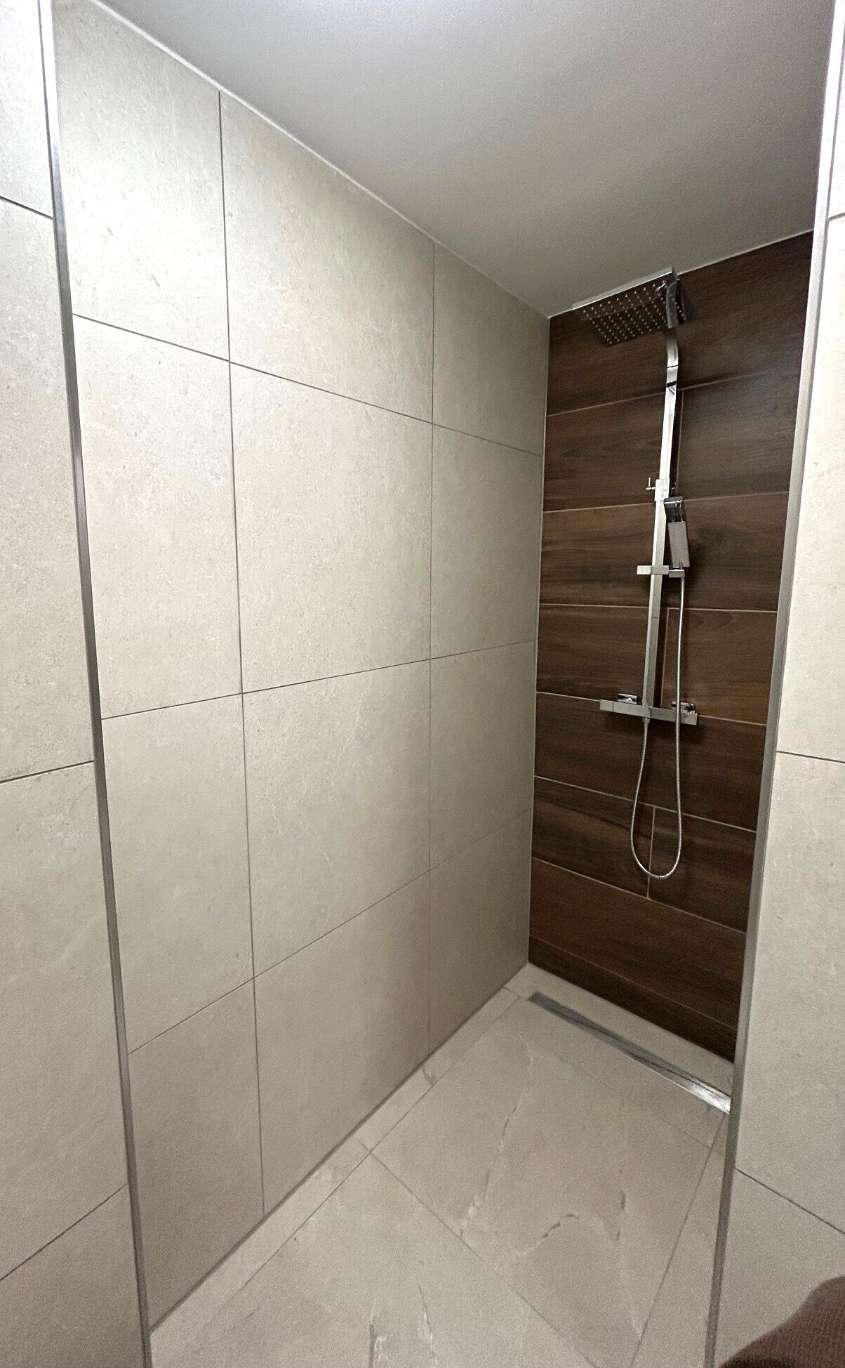 Die bodentiefe Dusche